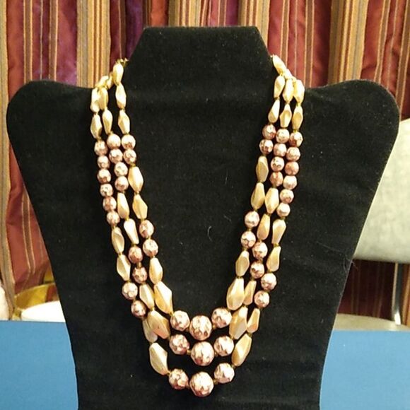 Vintage Hong Kong Three Strand Pink/White Beaded Gold Tone Metal Necklace - Picture 1 of 9